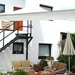 Casa Lourido 3*